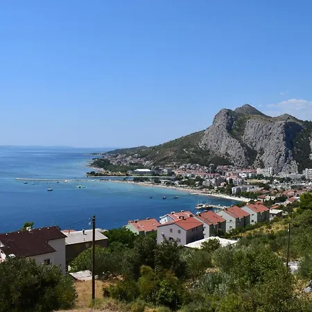 Apartment Oneum Omis