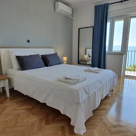 Apartment Oneum Omis